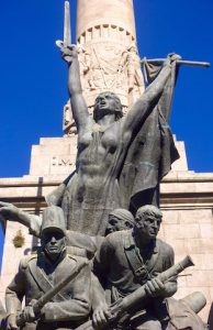 Place de Mouzinho de Albuquerque -monument aux morts de la Grande Guerre Péninsulaire 