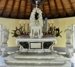Le maitre-autel - Eglise Saint-Etienne au Marin