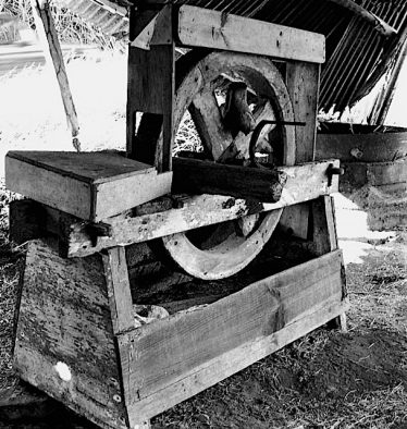 Moulin manioc à manivelles