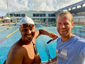 Fred avec Olaf - tour de la Martinique a la nage 